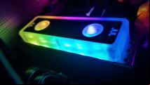 Thermaltake is lighting up the gaming memory scene with its WaterRam DDR4 wetware