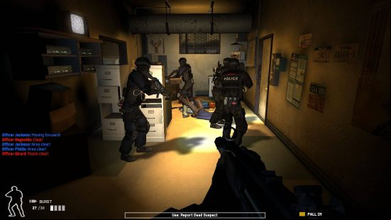 Best Police games - a SWAT team is raiding a house.
