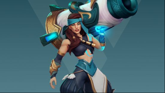 Oria is one of many Evercore Heroes characters, but the only one with a massive cannon.