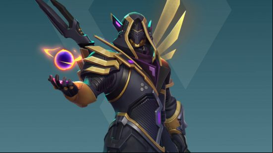 Sydian is wearing a hood and elaborate armor with wings. He is one of the many Evercore Heroes characters.