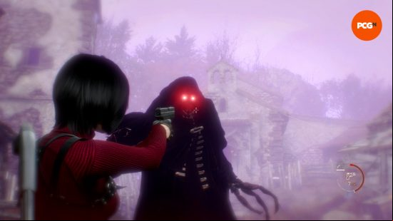 Resident Evil 4 Remake Separate Ways - Ada Wong fights Pesanta, a hooded figure in a black robe with giant claws, as reality distorts around her.