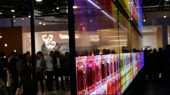 LG Signature OLED T 03