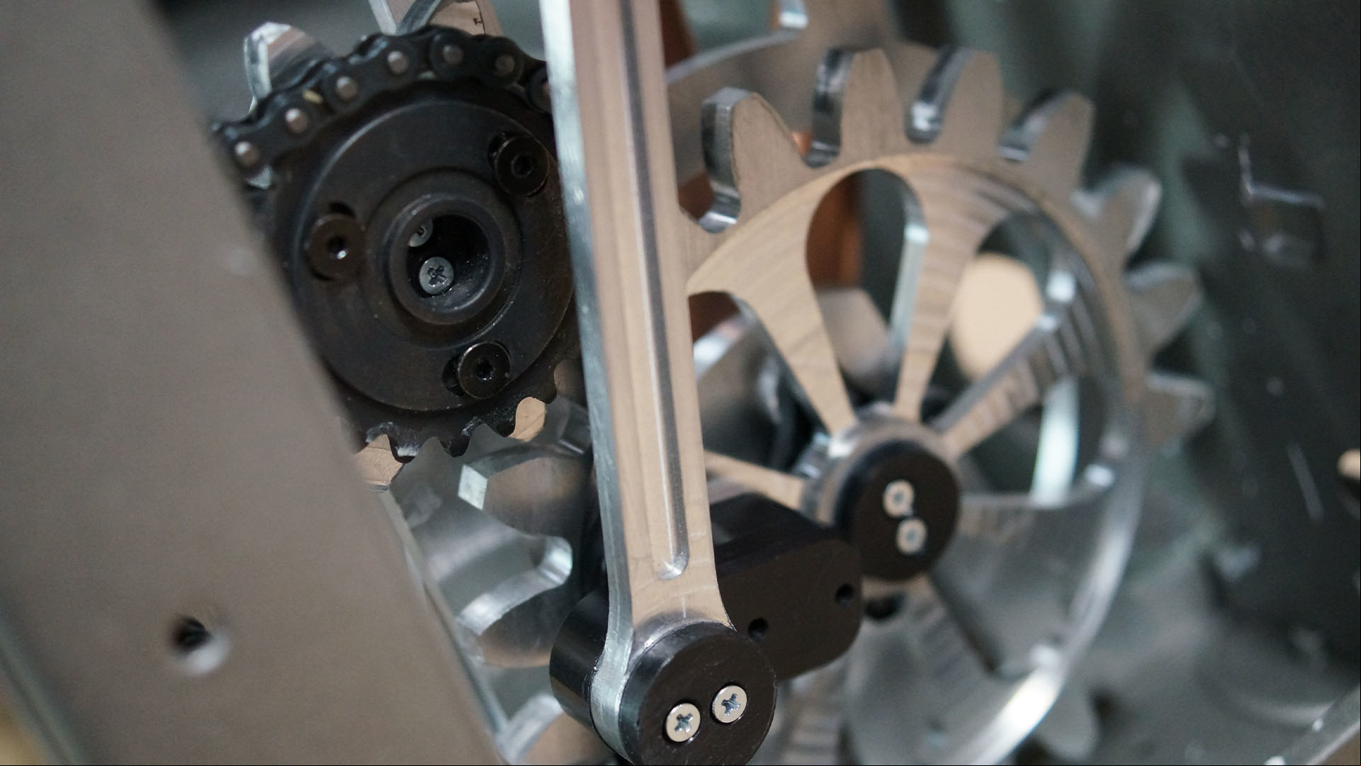 The gears inside a Metro Exodus gaming PC build