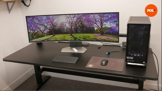 corsair platform6 gaming desk review 03