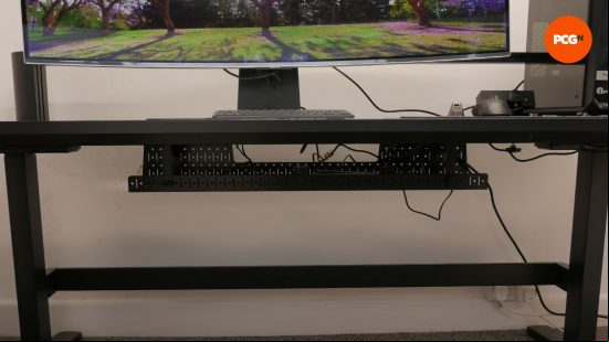 corsair platform6 gaming desk review 05
