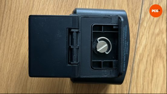 Elgato Facecam MK.2 mounting screw location