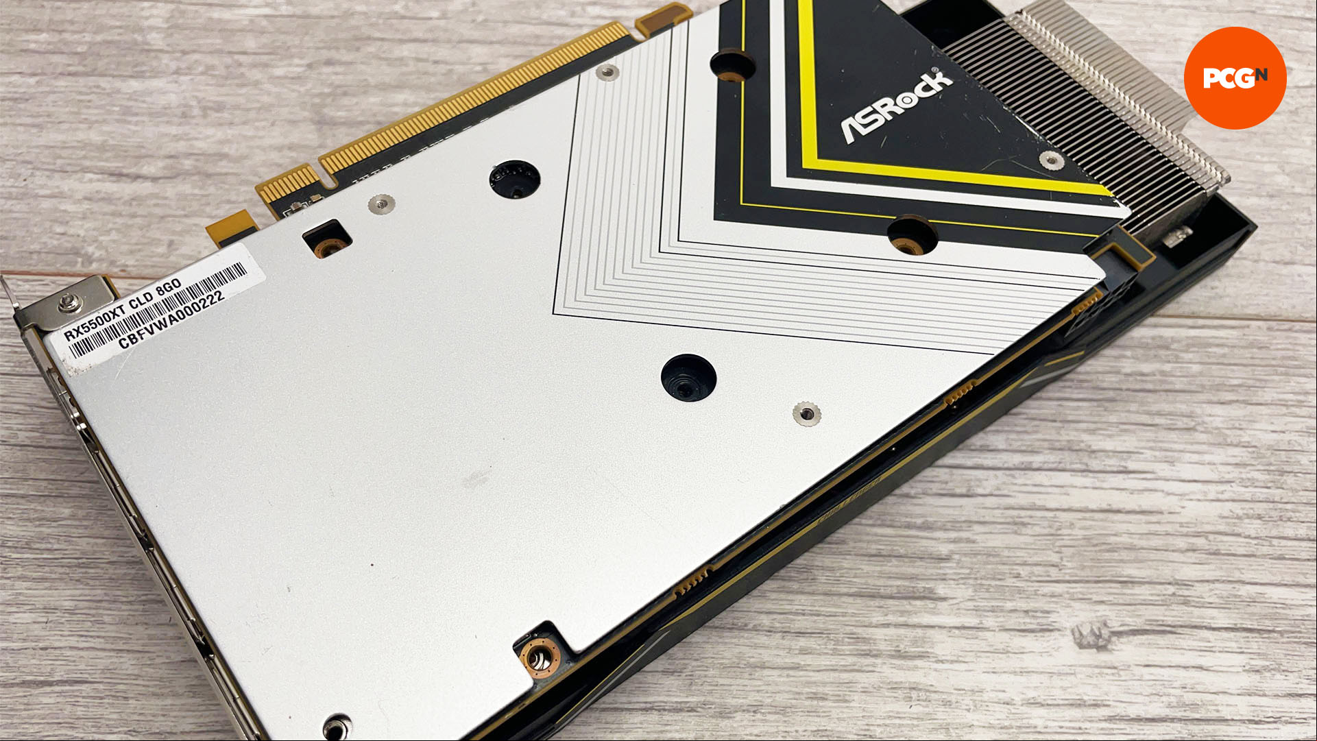 How to change your graphics card color: Check surfaces
