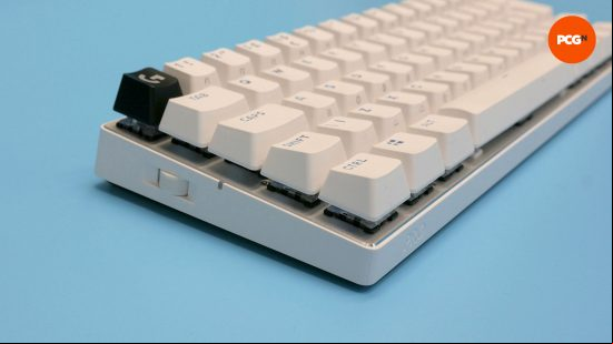 logitech g pro x 60 lightspeed review 03 volume wheel