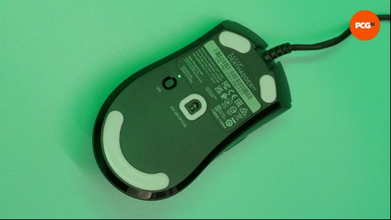 razer deathadder v3 review 05 underside