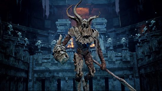 One of the Remnant 2 The Forgotten Kingdom DLC bosse, a stone statue holding a spear in an underground arena.