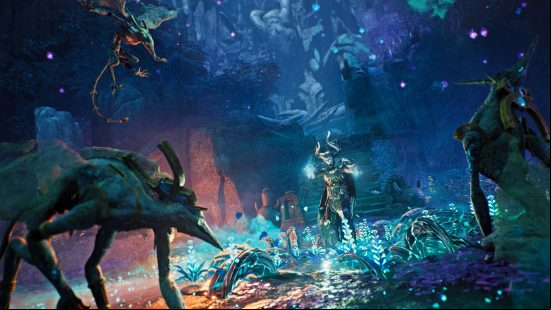 The Invoker, the Remnant 2 The Forgotten Kingdom DLC archetype, wields magic in its hands as Yaesha enemies draw near.