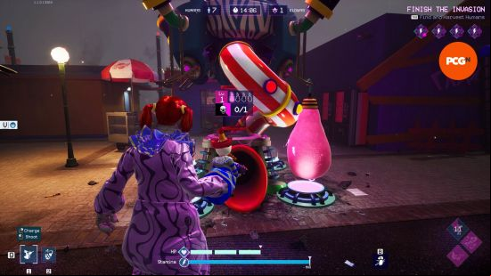 Killer Klowns from Outer Space tips: A Klown stands in front of a lackey generator with a Cotton Candy Cocoon hooked up to it.