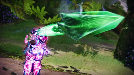 A Destiny 2 Prismatic Hunter