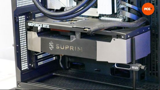 MSI somehow squeezed a whole AIO cooler in this Nvidia graphics card: MSI GeForce RTX 4090 24G Suprim Fuzion installed in PC case