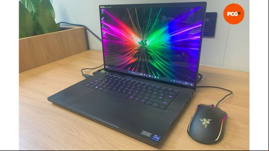Razer Blade 16 (2024) review: Laptop with Mamba Tournament Edition mouse