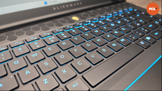 Alienware M16 R2 review: Keyboard closeup