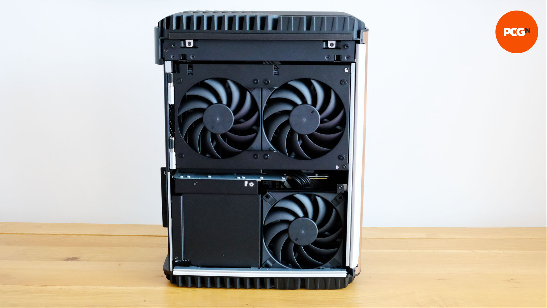 Corsair One 500 review: Cooling fans under side 