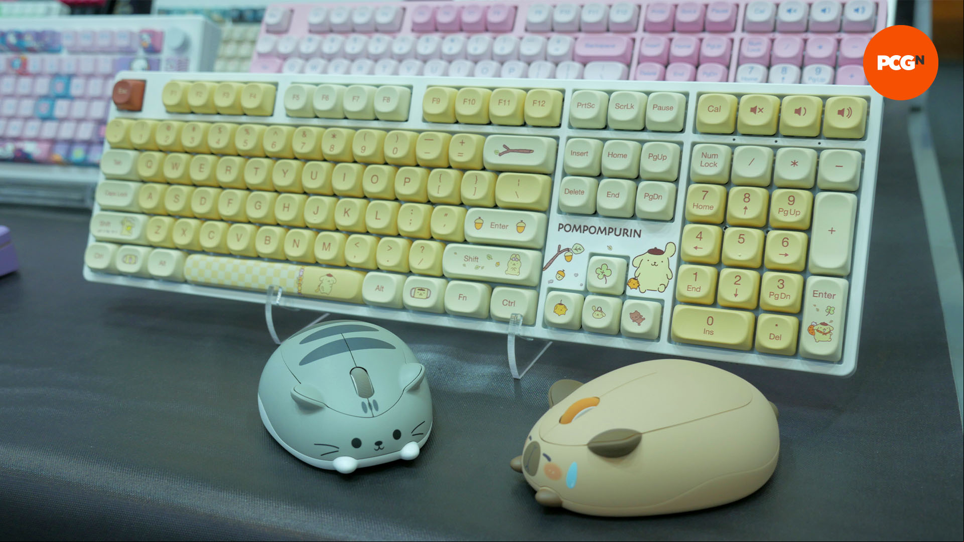 akko pompompurin keyboard and capybara cat mice