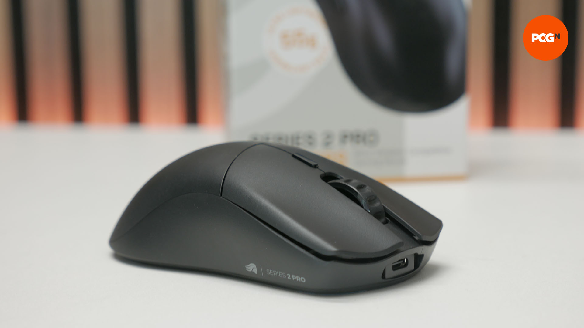 glorious series 2 pro side shape