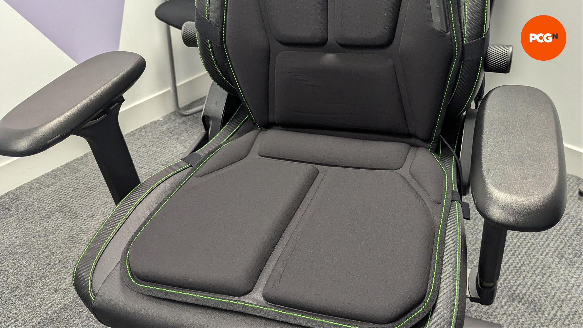 razer freyja haptic cushion 05