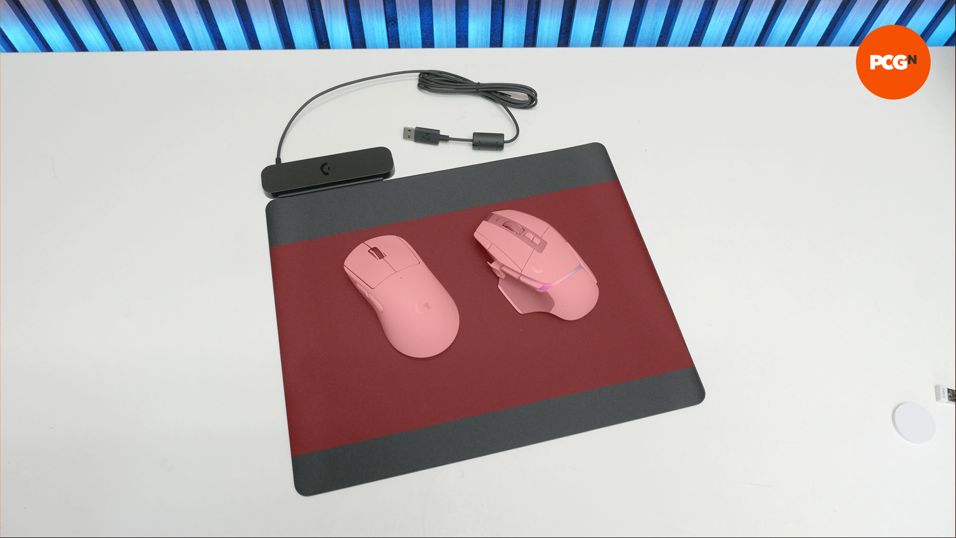 logitech powerplay 2 review 08 charging area