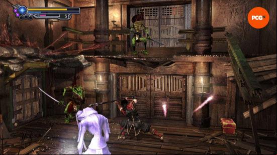 Onimusha 2 remaster review: Jubei fights lizardmen in the dilapidated grounds of Gifu Castle.