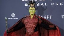 Warcraft premiere sees Jamie Lee Curtis shout 'Leeroy Jenkins' while dressed as an orc